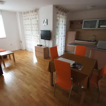 Apartamento With A Parking Space Punat, Krk - 15231 *