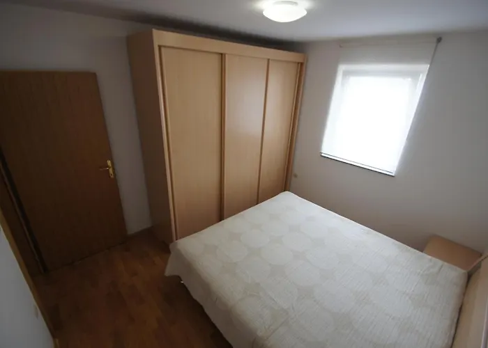 Apartment With A Parking Space Punat, Krk - 15231